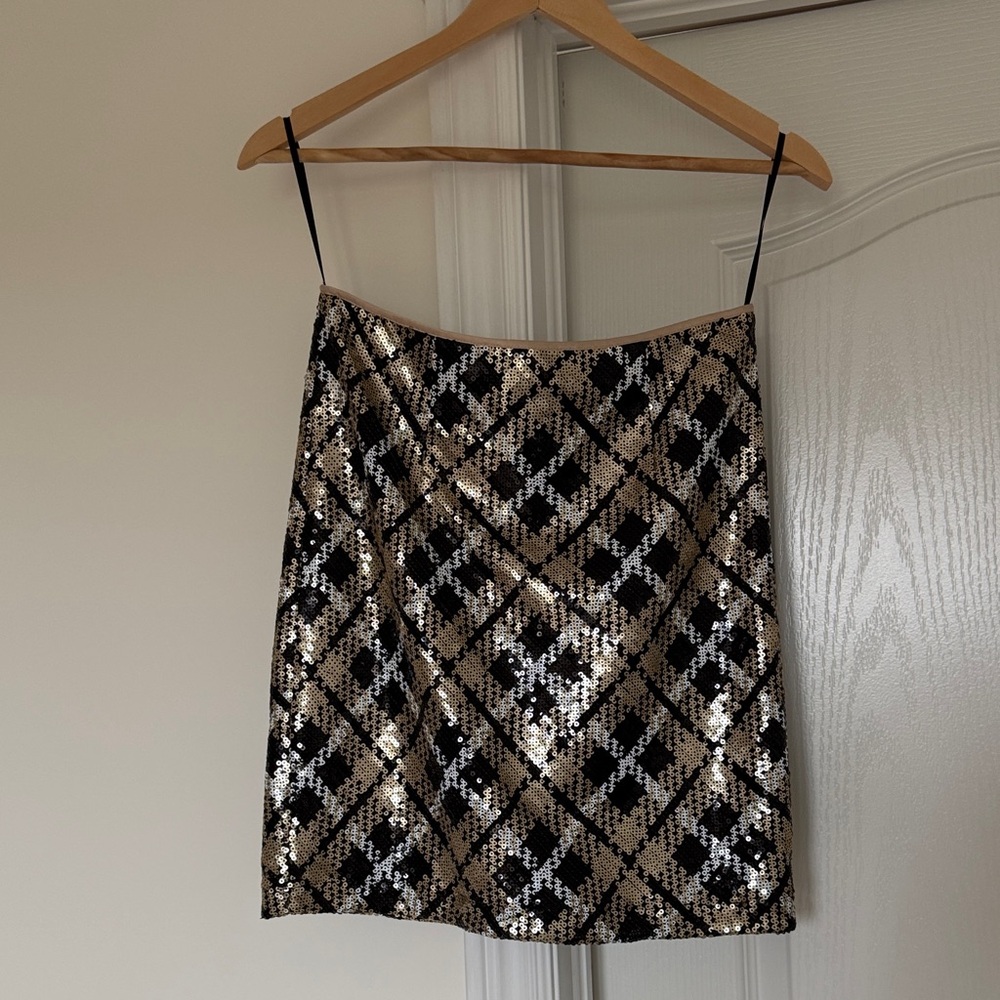 Eliza J Black and Gold Sequin Mini Skirt